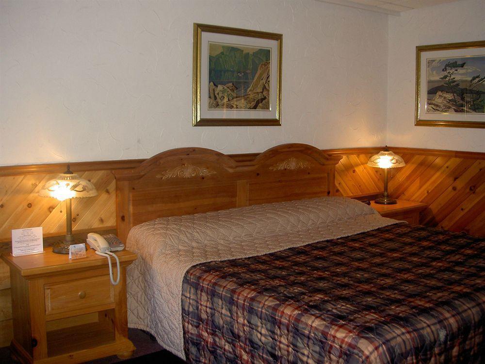 Mystic Isle Motel Уауа Екстериор снимка